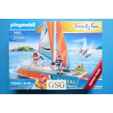 Family fun catamaran nr. 71043-00